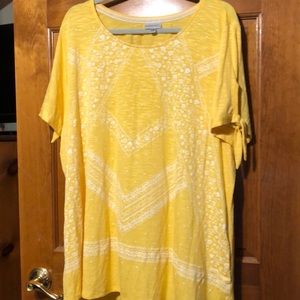 Avenue tie sleeve top